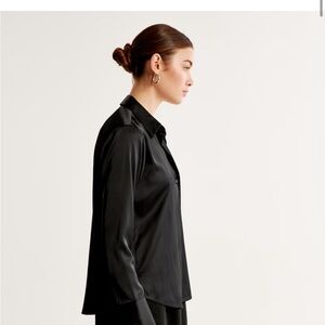 Abercrombie Black Long-Sleeve Satin Button-Up Shirt